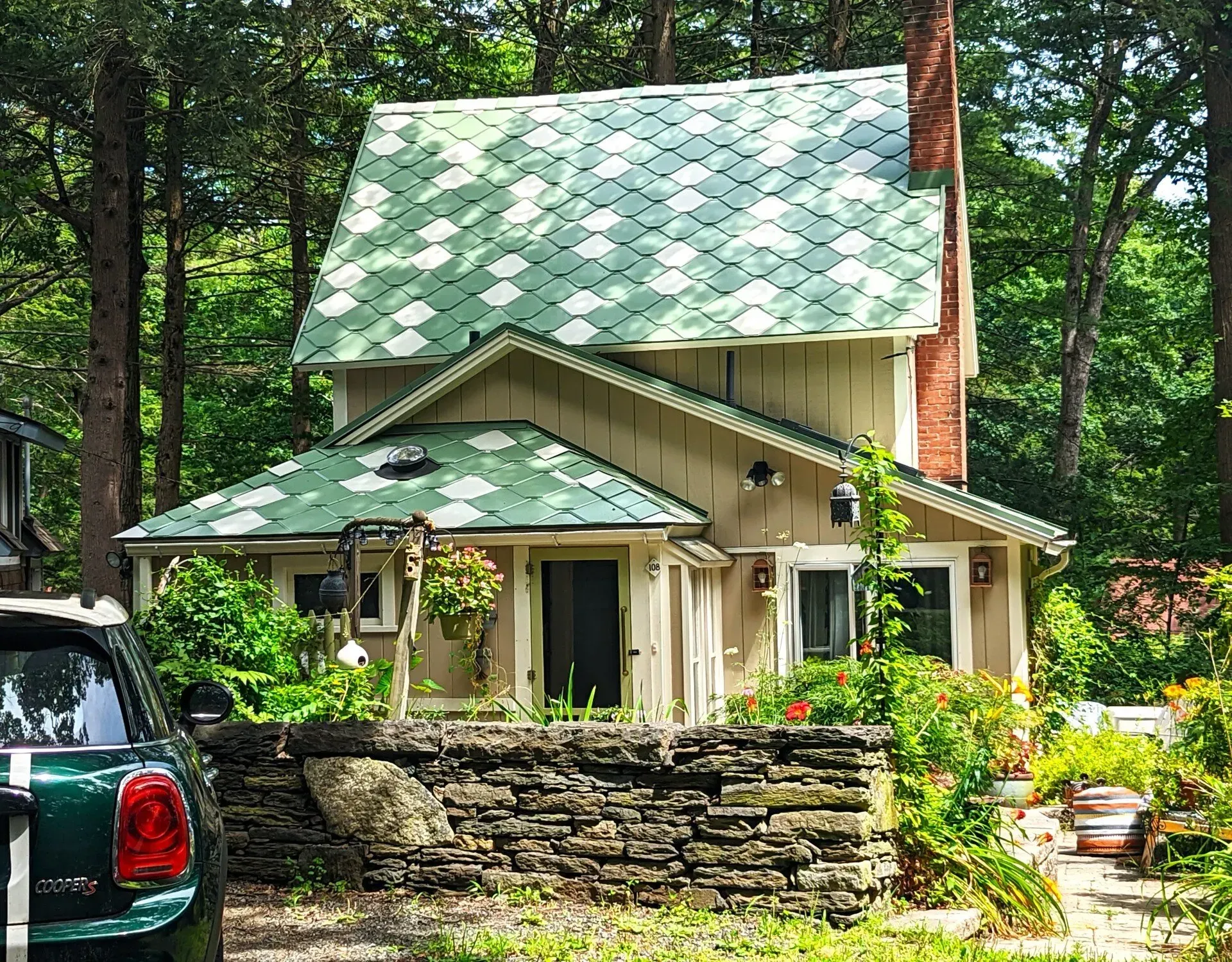 ATAS Castletop metal shingles installed on home in Northampton MA
