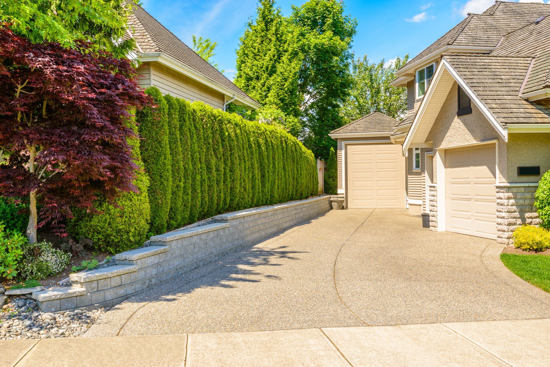Residential driveway paving by C&M Paving Rockland County
