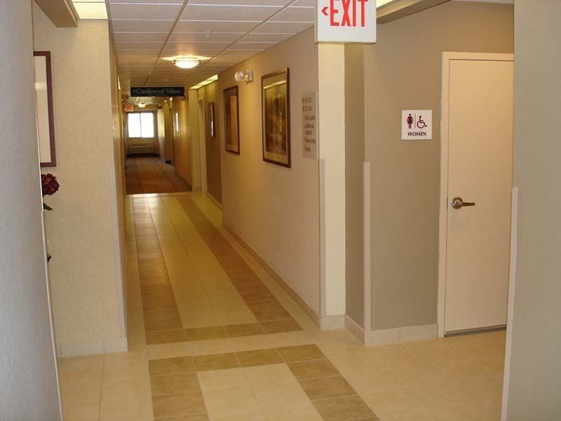 Commercial Hallway — Tampa, FL — DT Contracting Inc