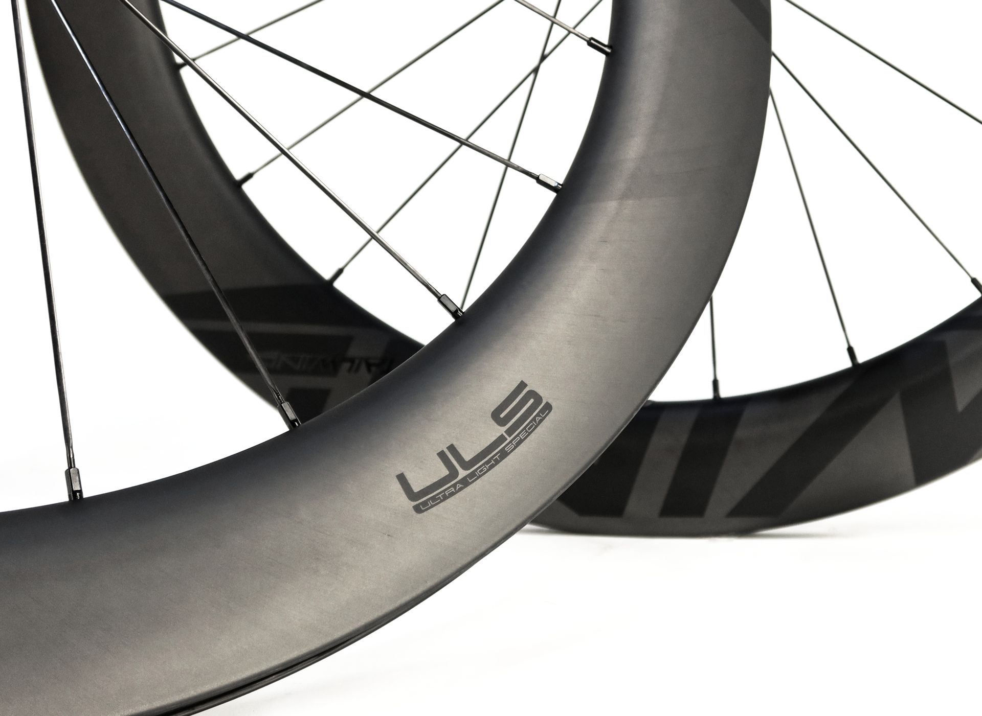 road racing competition level carbon wheels