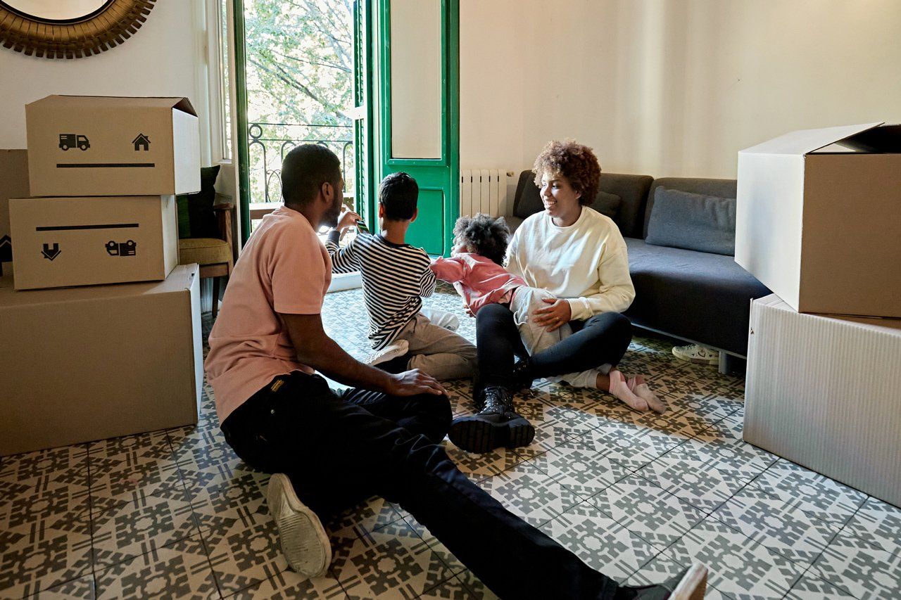 Happy Family — Fresno, CA — Rapid Moving and Trucking