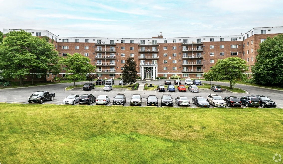 Details Nob Hill Apartments North Syracuse, NY