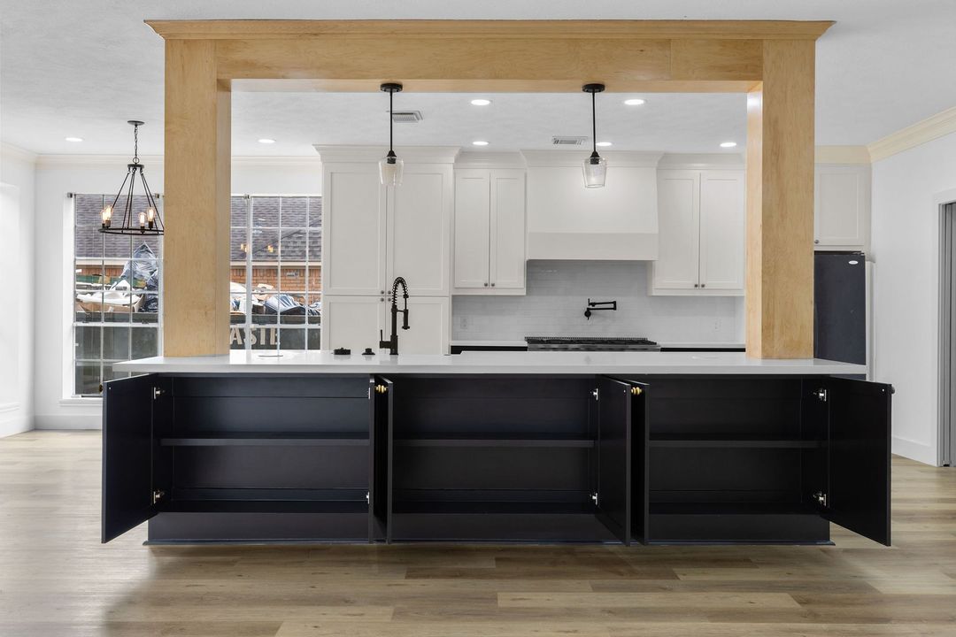 Custom Kitchen Cabinets Interior Open Doors
