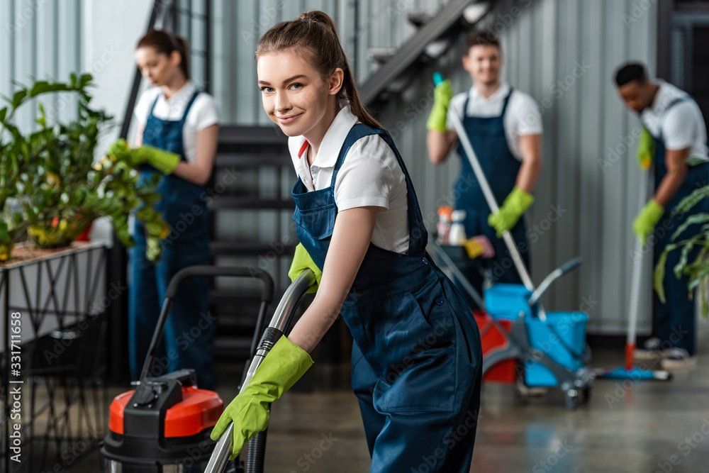 Nemesis Service UG Professioneller Reinigungsservice, Fensterreinigung