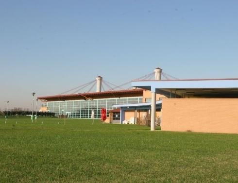 realizzazione impianti sportivi e piscine