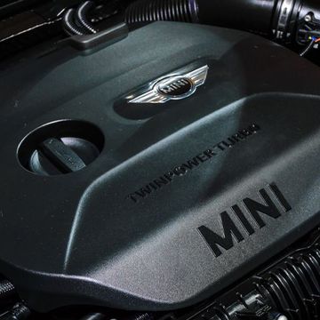 Professional engine repair
