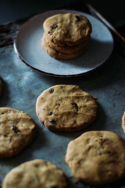 Tahini Chocolate Chip Shortbread