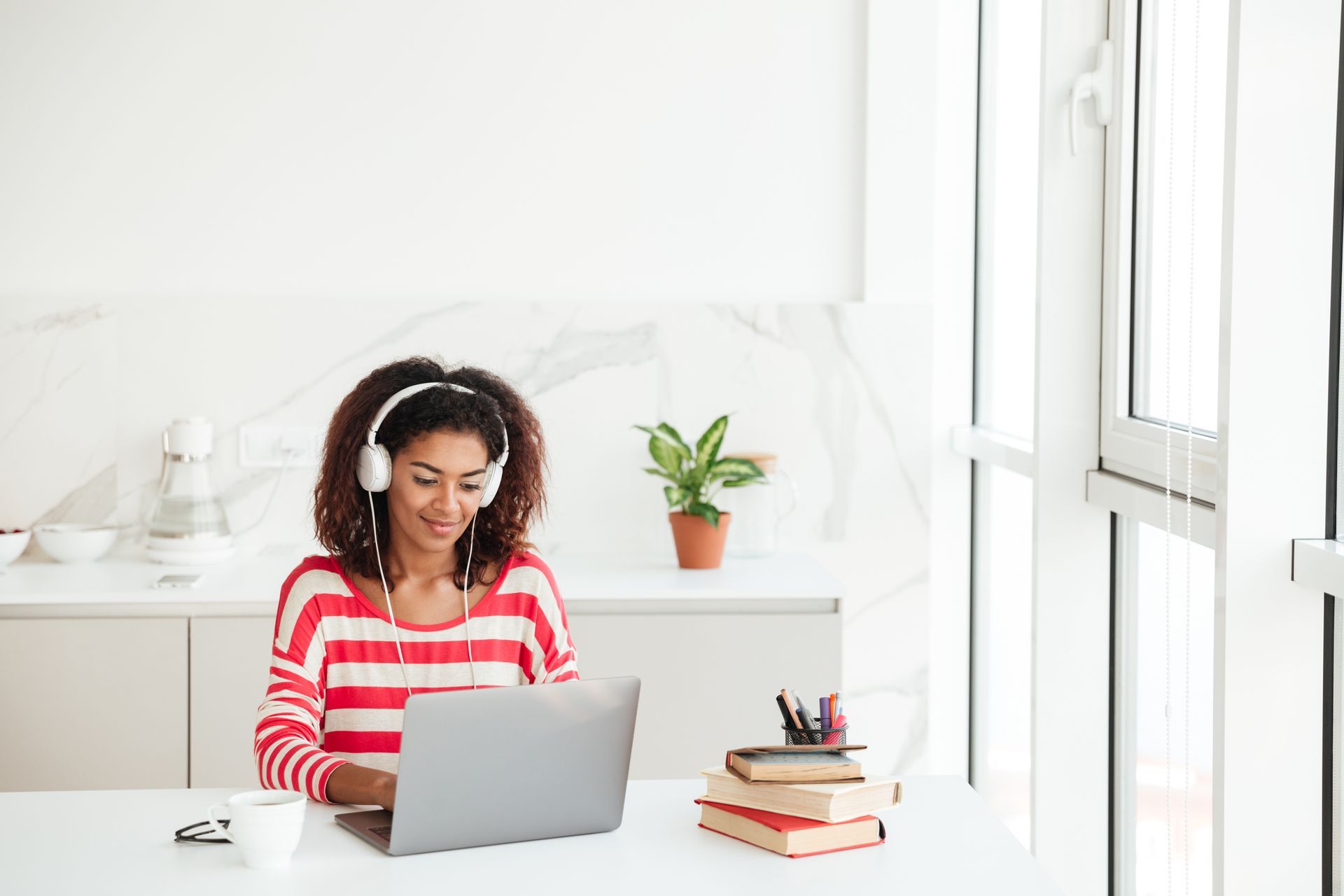 Como o Ponto Digital ajuda Empresas com Trabalho Híbrido