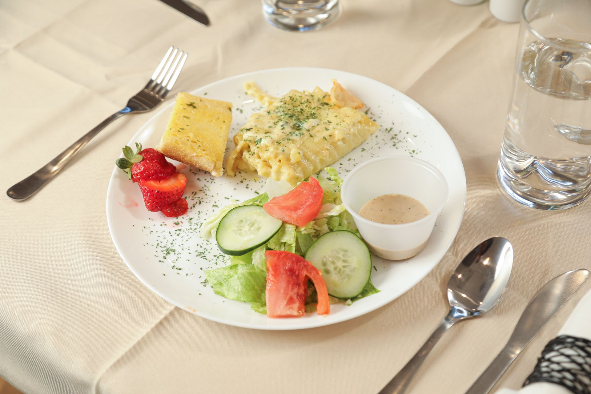 Nutritious meal service at AristaCare at Whiting skilled nursing facility Whiting NJ
