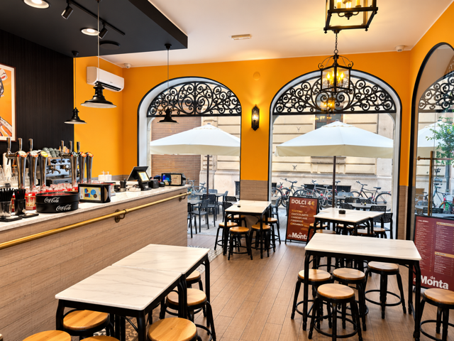 Locale - ristorante Da Monta a Mantova