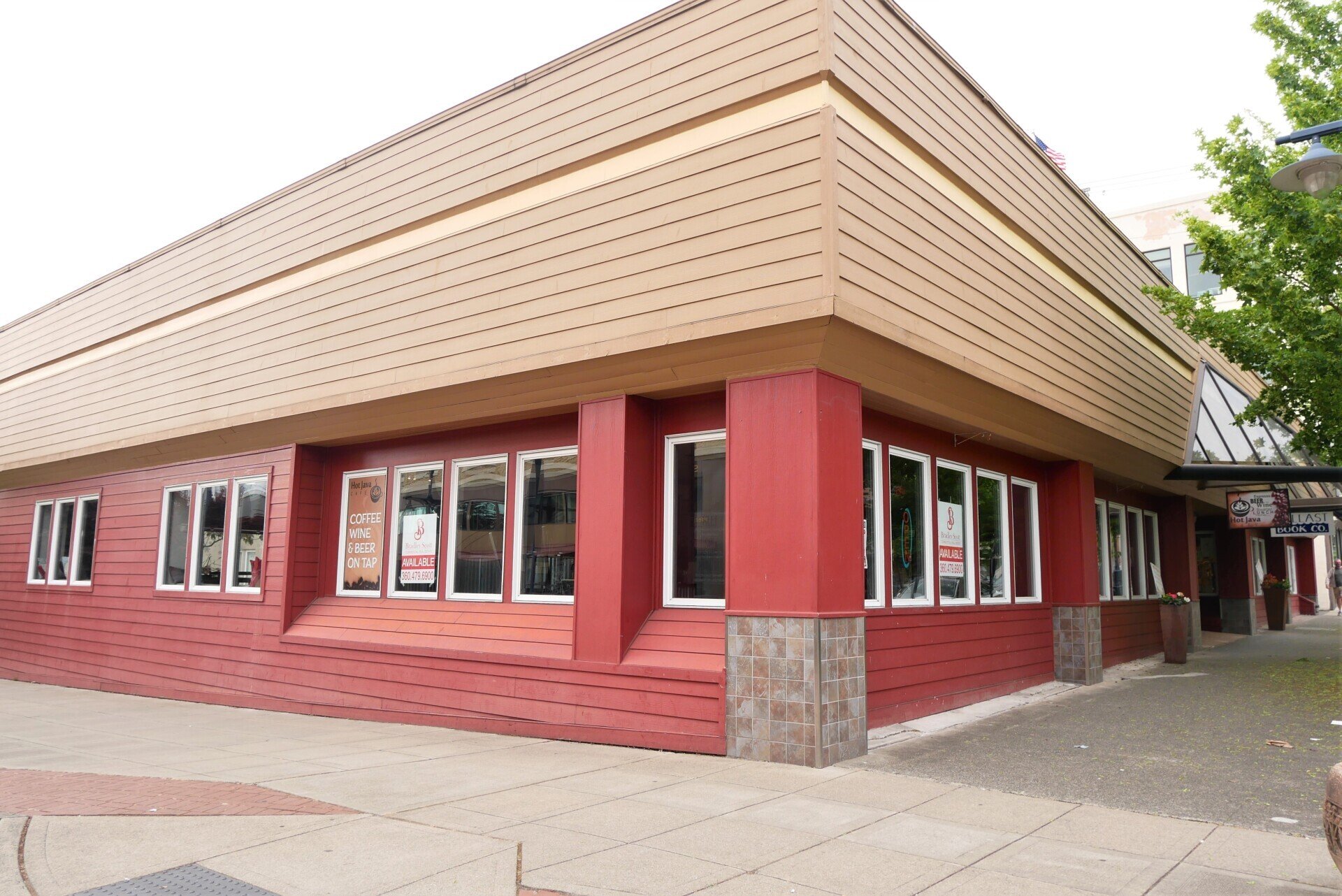 FABULOUS NEW LISTING! Olympic Building in Downtown Bremerton