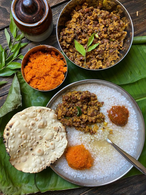 Kerala meal with rice and chutneys