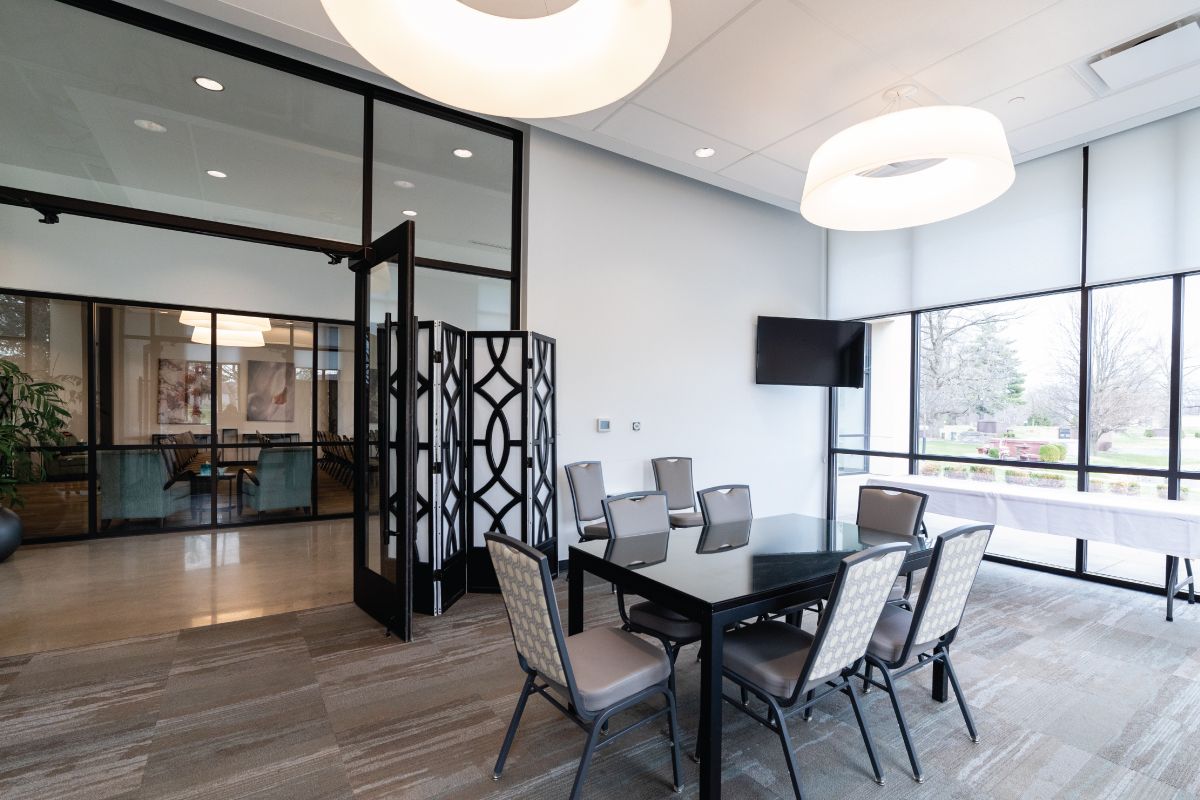Oaklawn Memorial Gardens Event Room