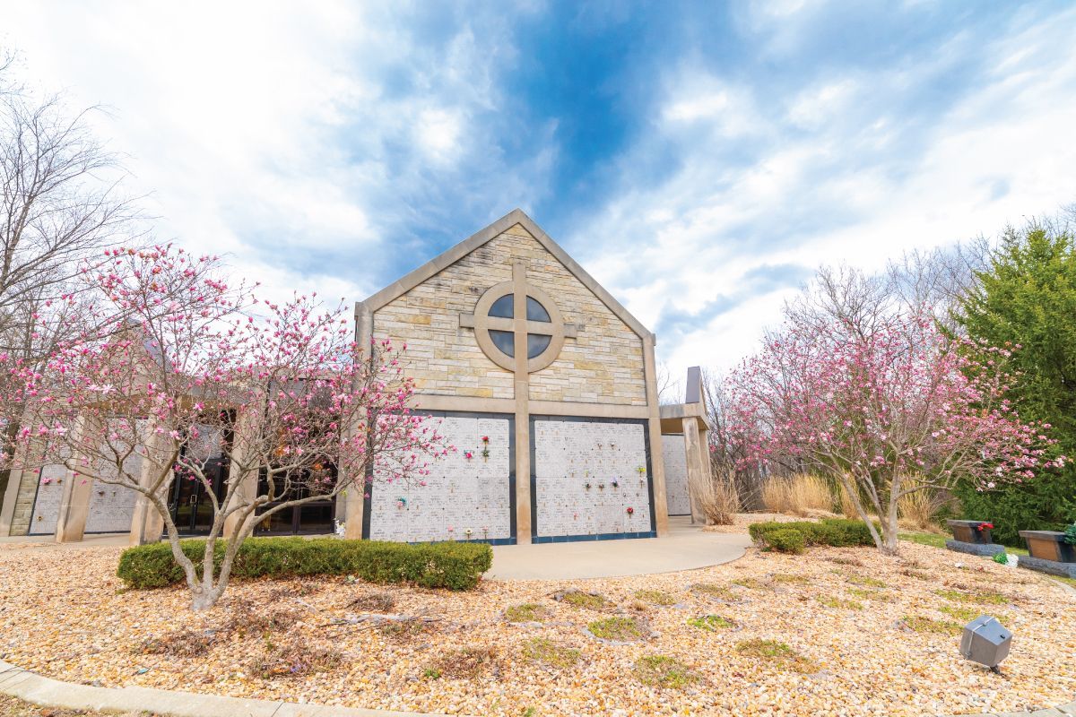 Oaklawn Memorial Gardens Mausoleum