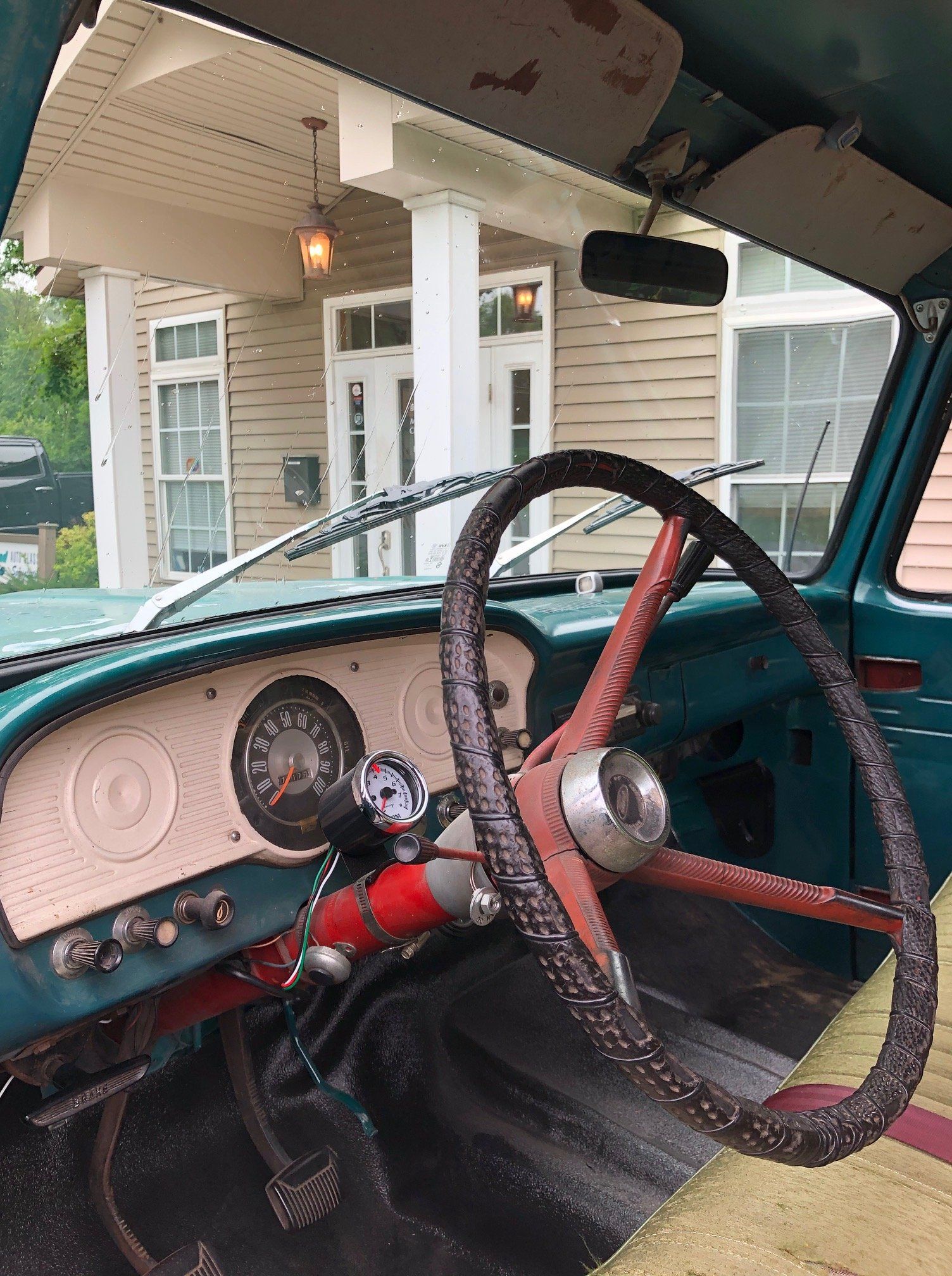 Car interior ━ Albany, NY ━ Capitalland Glass