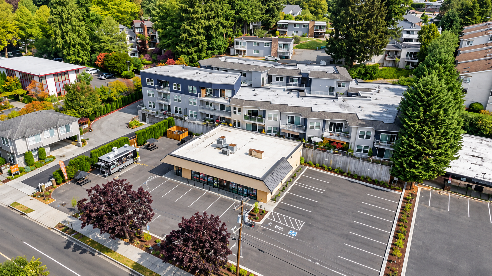 Overlook at Juanita Bay in Kirkland, WA, exterior painting by United Seattle