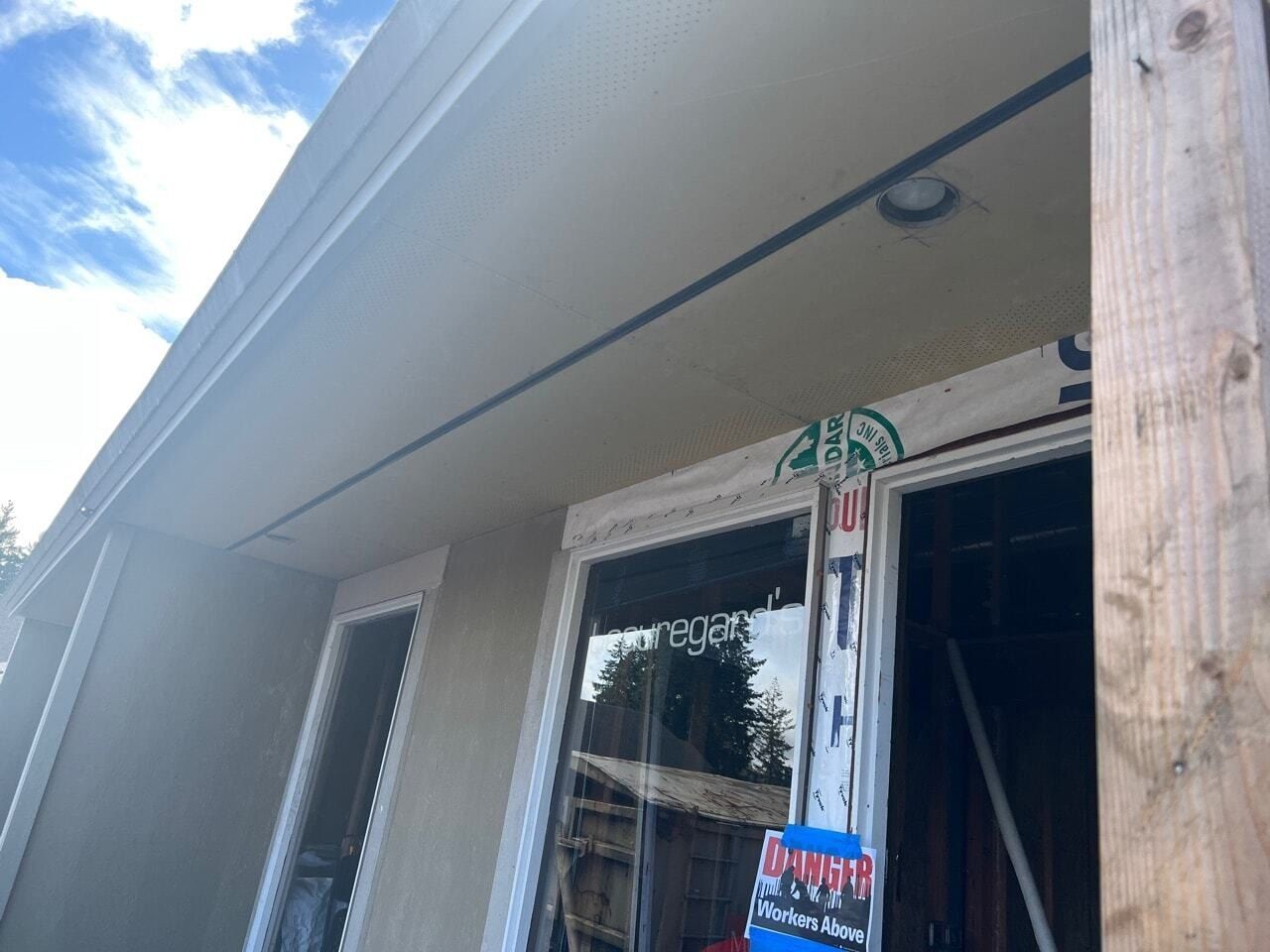 Completed siding & interior/exterior paint at UP Animal Care Clinic in University Place, WA by United Seattle