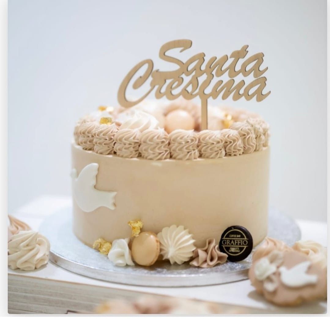 Torta con decorazione 