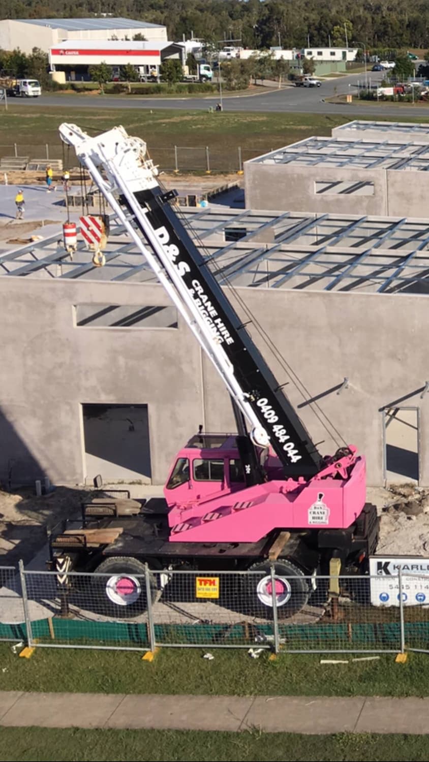 A Small Portable Crane Parked on A Building Site —  D & S Crane Hire & Rigging In Kunda Park, QLD