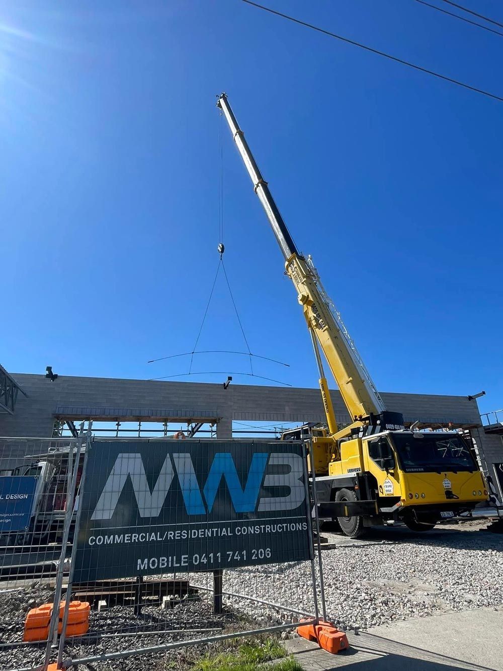 A Reliable EWP Hire