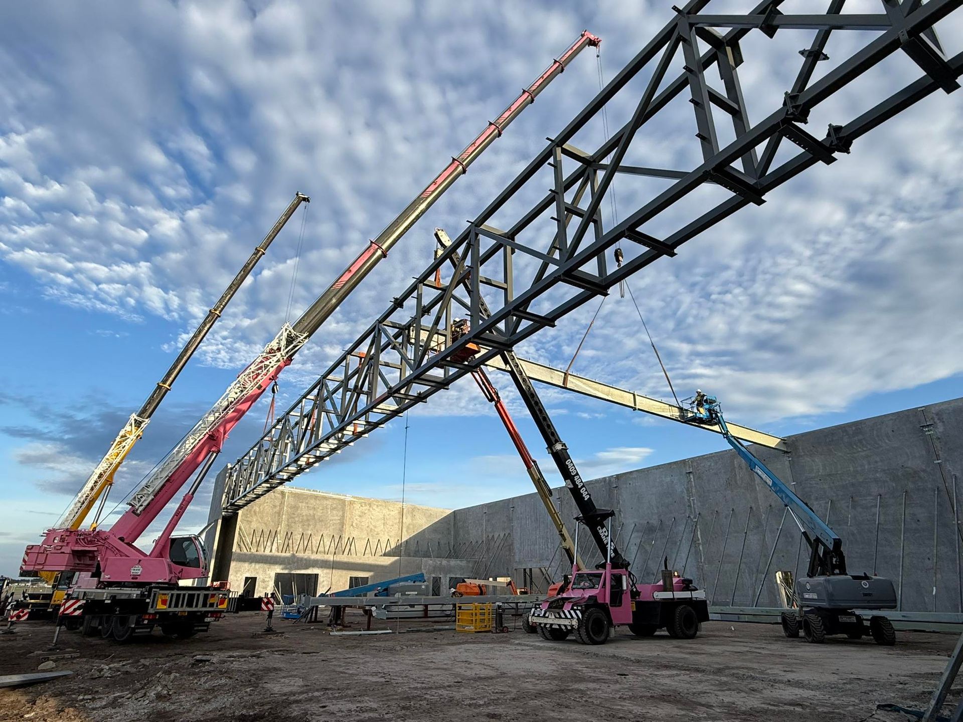 Steel Erection Rigging Sunshine Coast Crane-Assisted Structural Installation