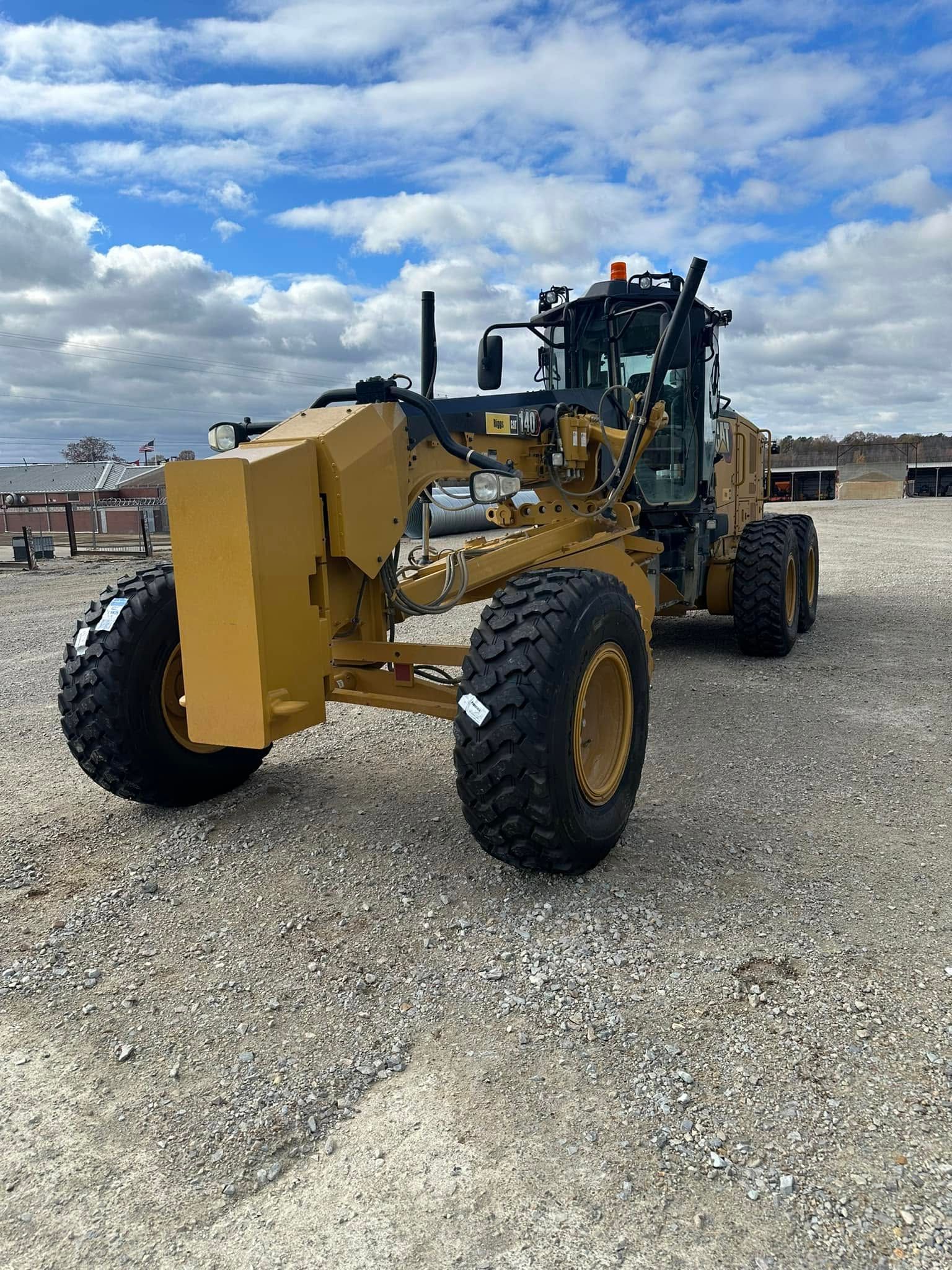 motor grader tires