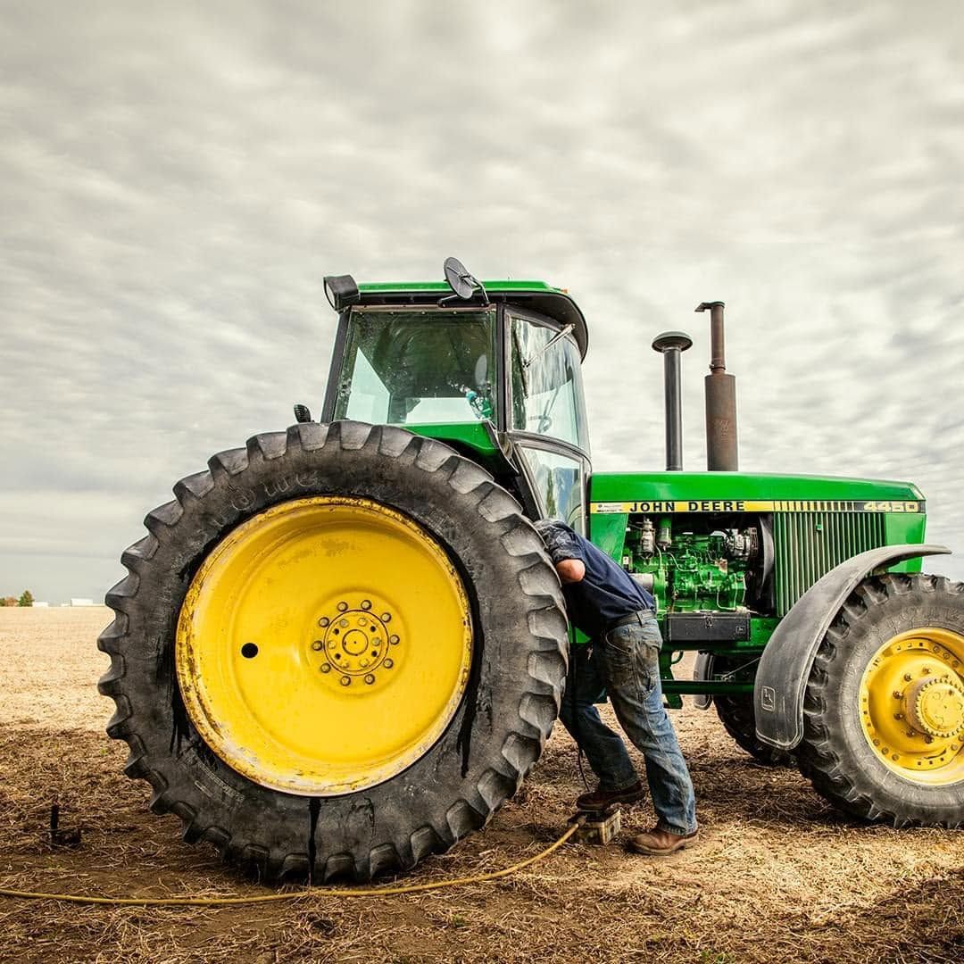 john deere tractor tires