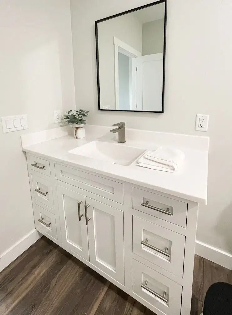 Large Mirror In My Bathroom - Alexander, AR - Quality Plumbing & Custom Bath