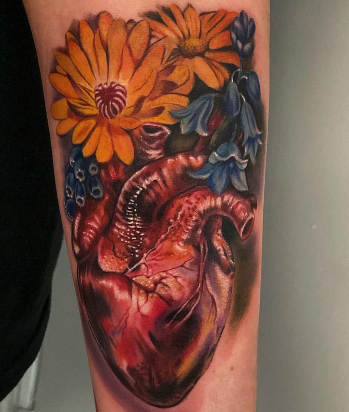 Color heart tattoo @ink.artisan | Balck craft tattoos Miami