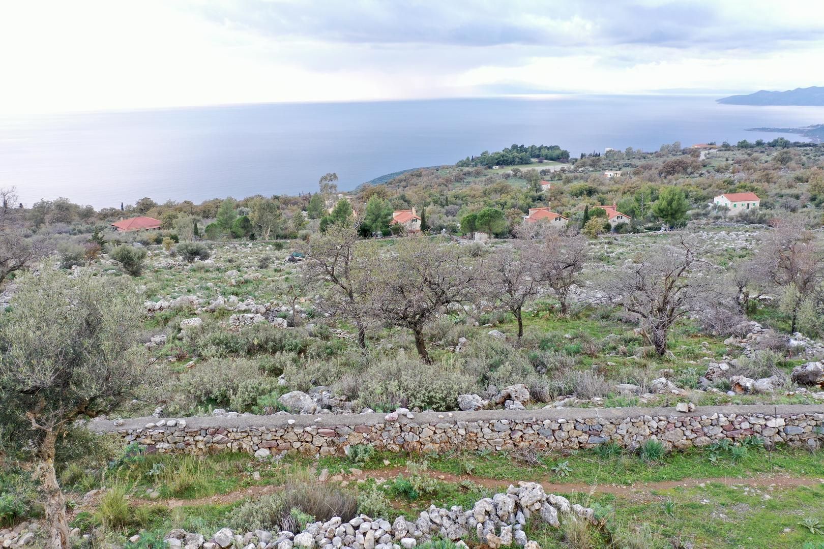 Platsa real estate in the Mani region / Messinia/Peloponnese/Greece by Valavanis Properties