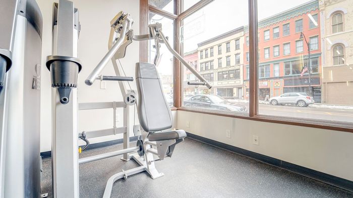 Chest Press Machine