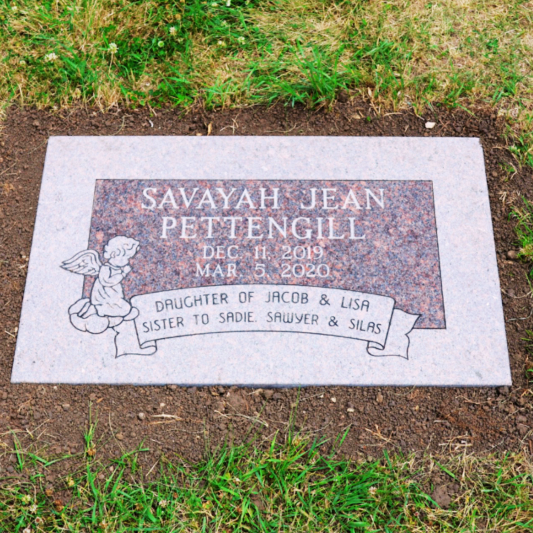 Flat marker for a child, with the image of an angel.