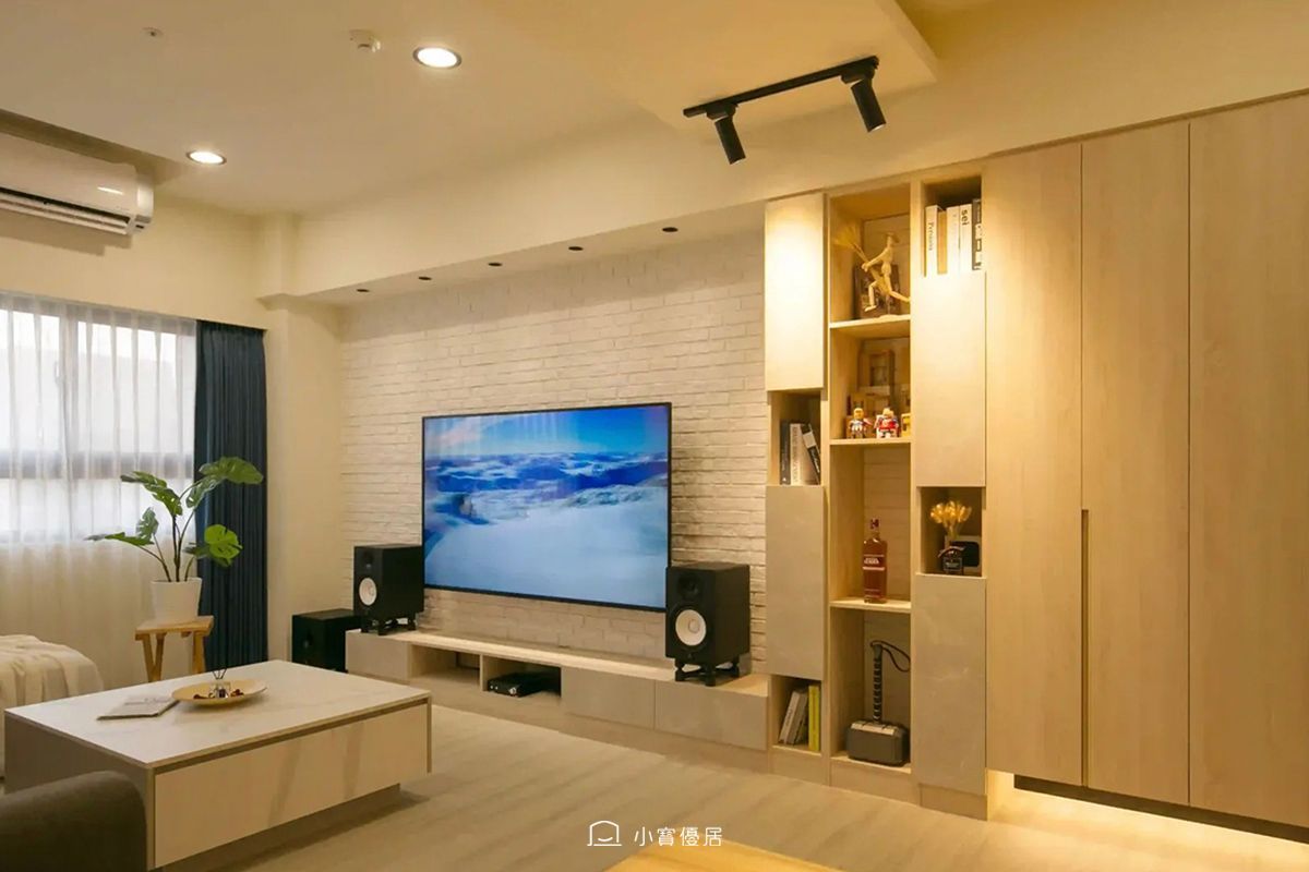 4 種電視牆線槽做法|每種適合什麼風格與屋況?