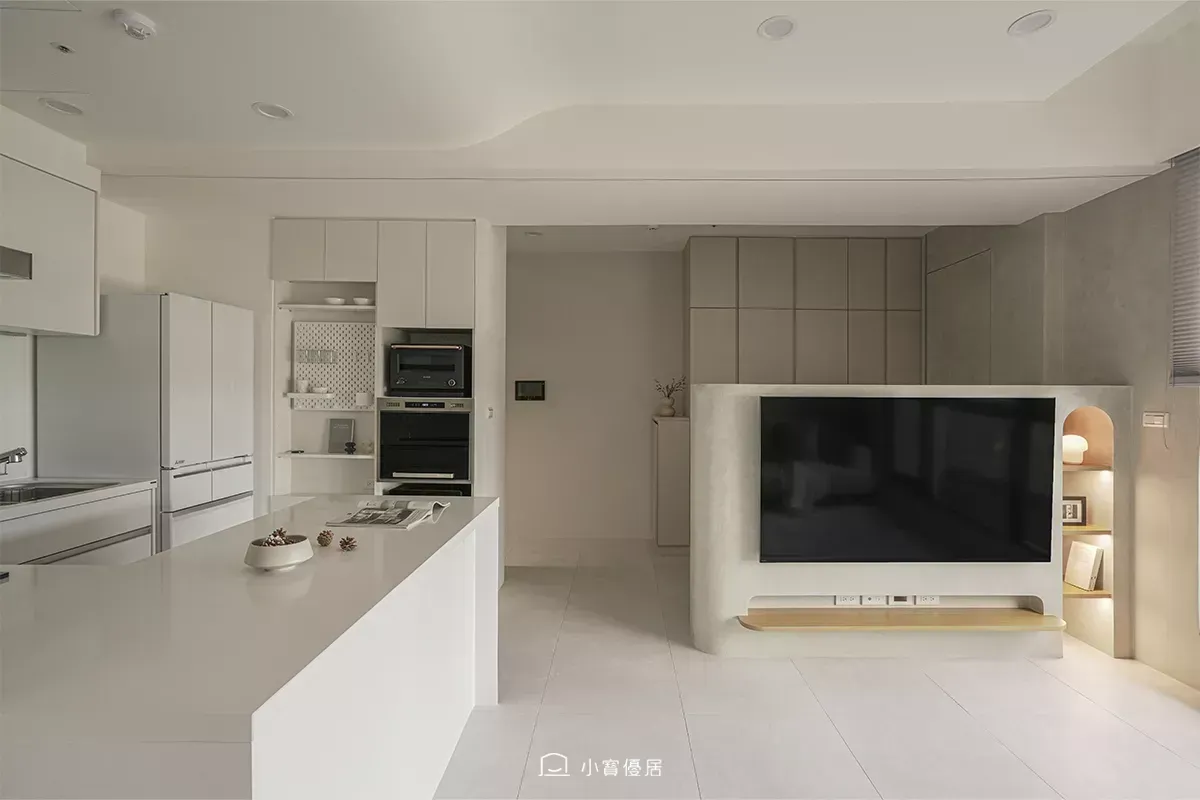 22坪大樓現代奶油極簡風設計，小寶優居台南室內設計作品