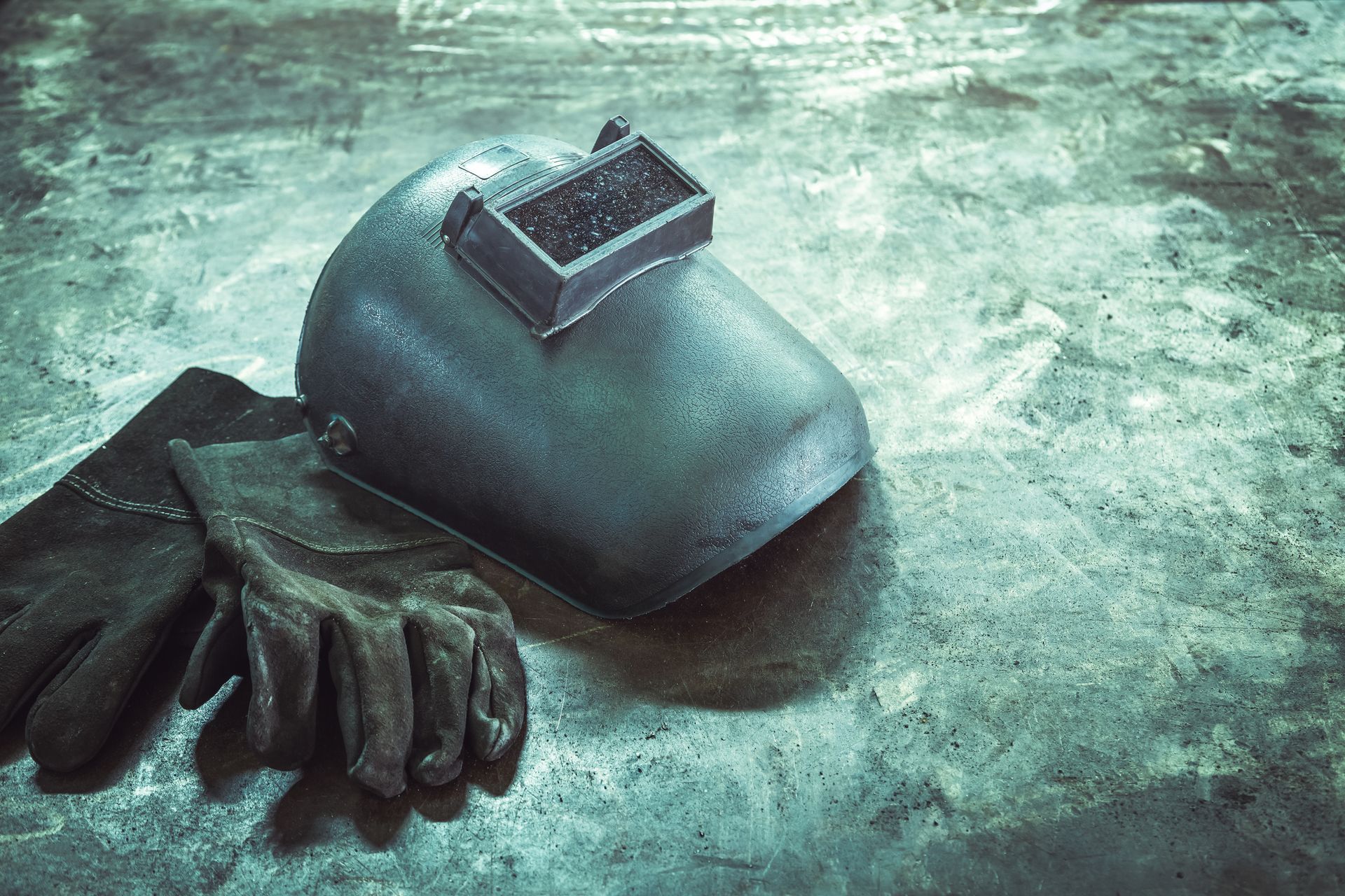 Welding Helmet — Carrollton, GA — O2 Plus Inc.