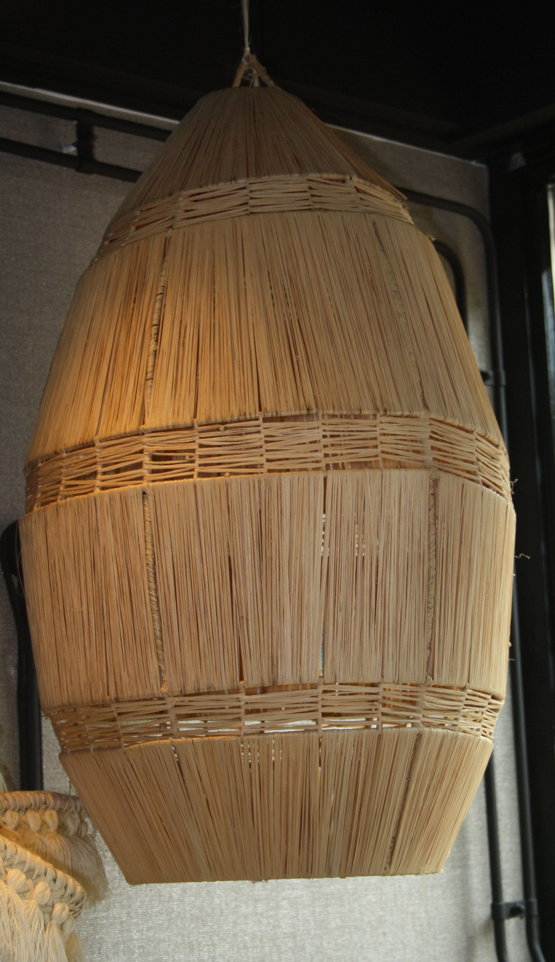 Rieten lamp handgemaakt