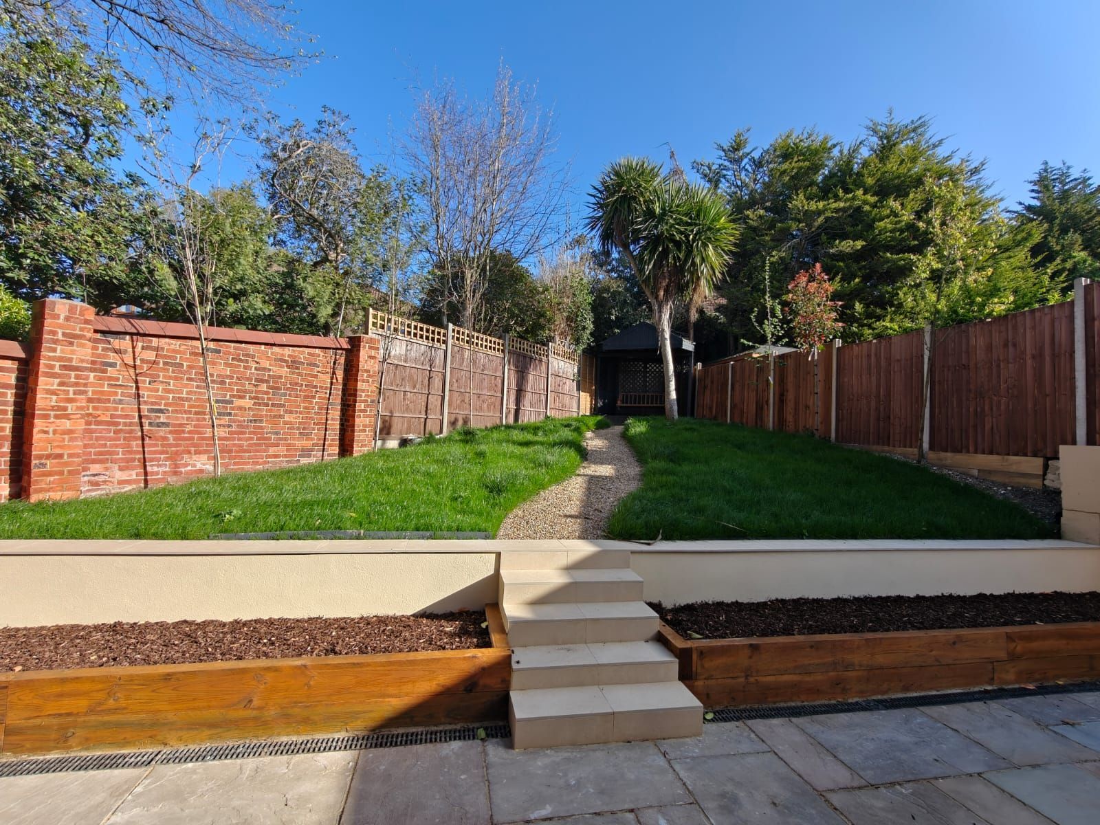 Completed garden landscaping by i2i Contractors