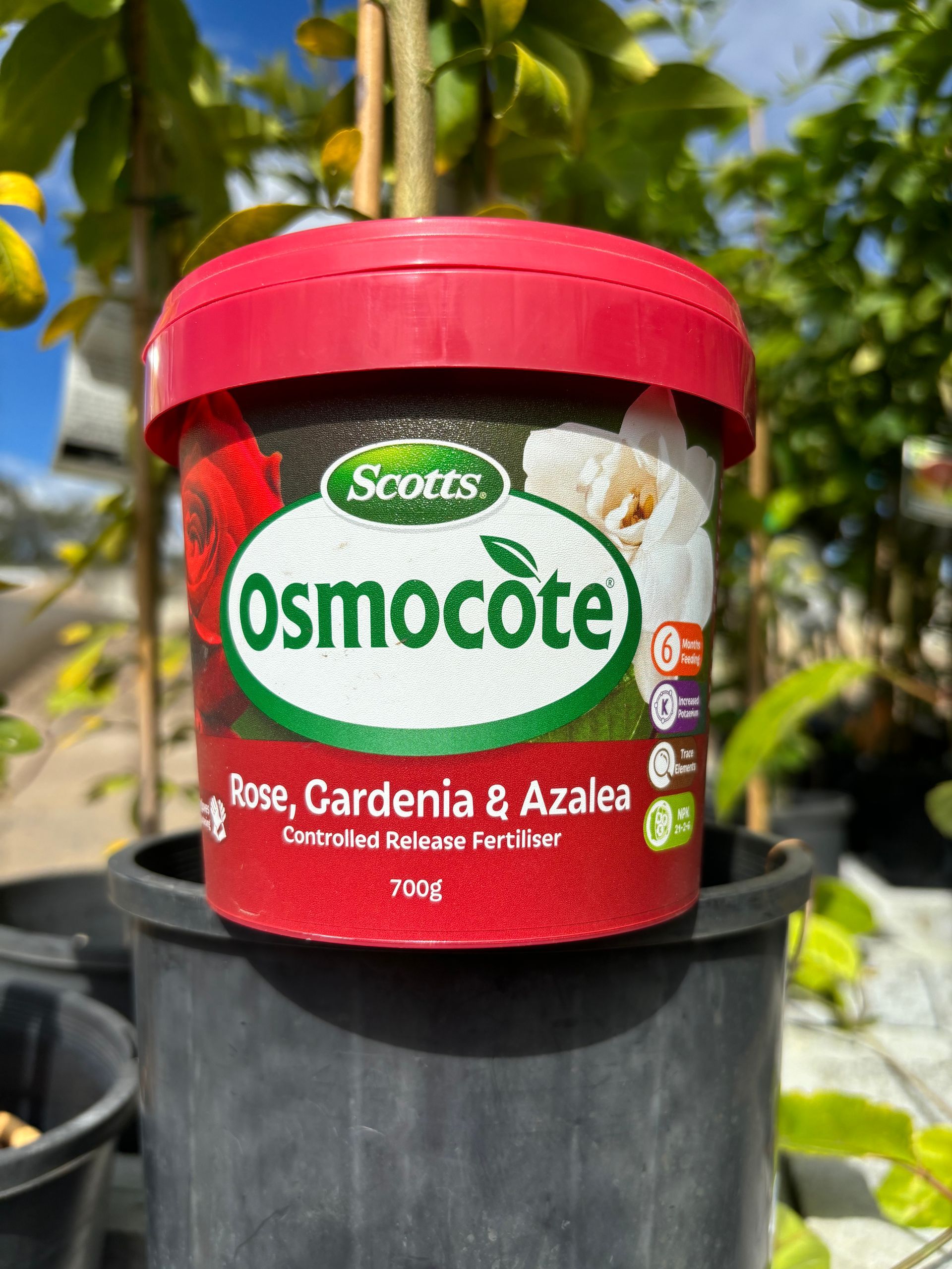 SCOTTS Osmocote Plus Organics Rose, Gardenia & Azalea 700g