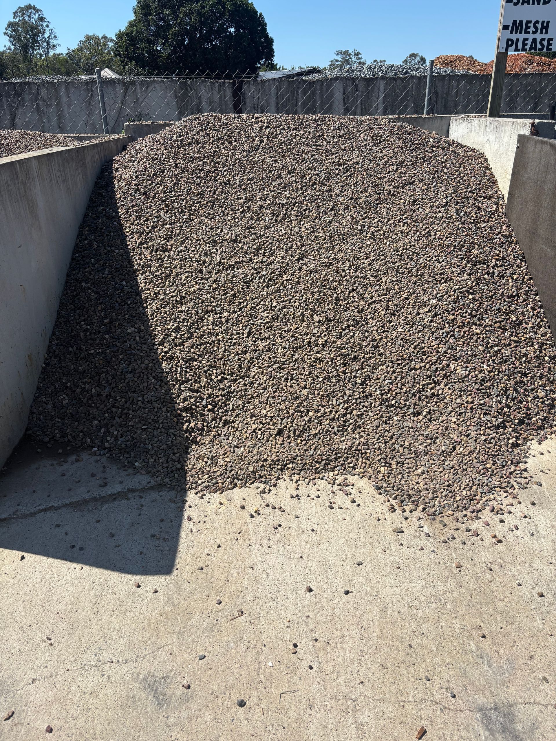20mm Mary River Rock