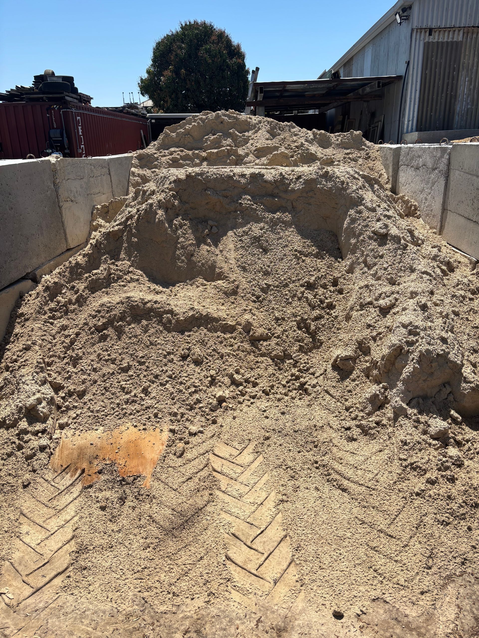 Brickie Sand