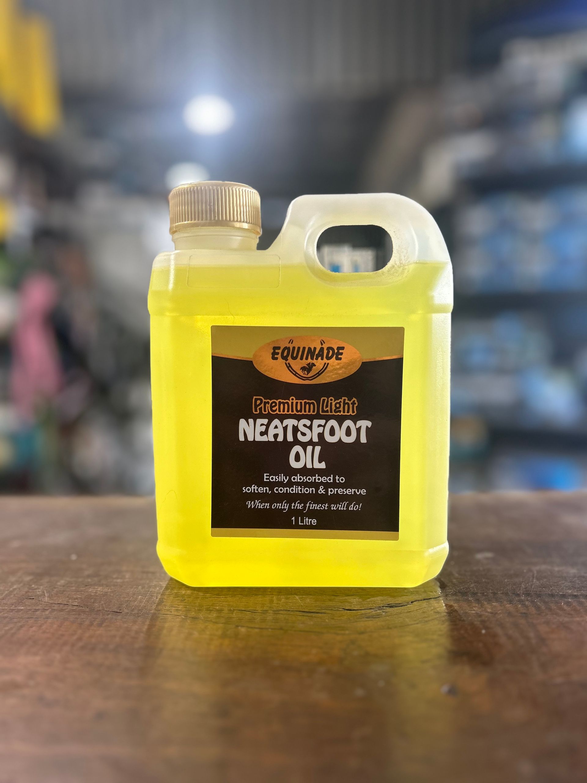EQUINADE Premium Light Neatsfoot Oil 1L