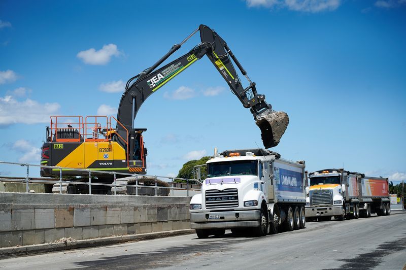 Tipper trucks