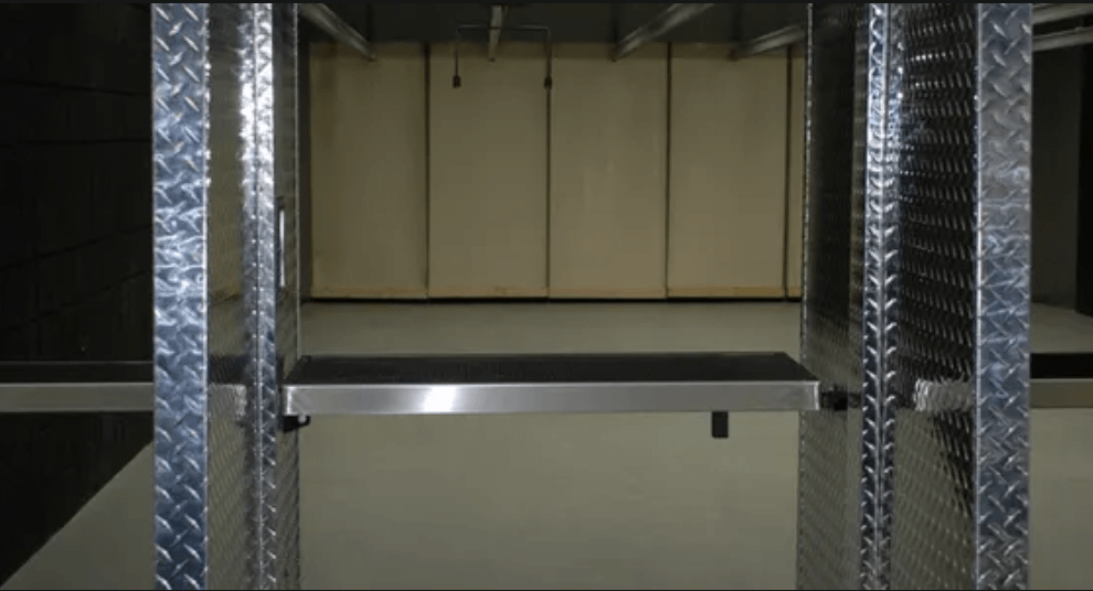 Universal Jewelry Pawn & Gun Range, 990 W Brandon Blvd Brandon, FL