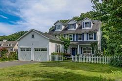 Locust Valley, NY - 2 Farm Lane