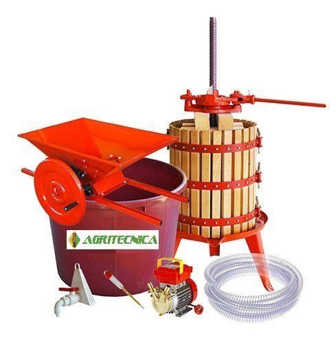 attrezzi per la produzione del vino