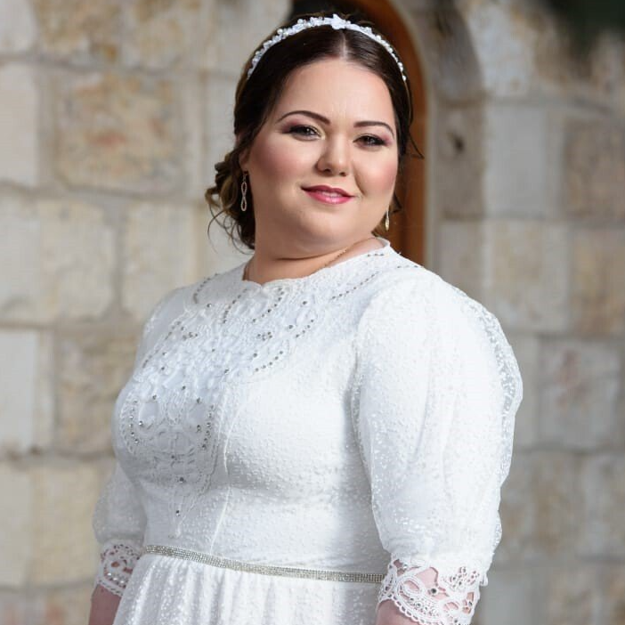 שמלות כלה במידות גדולות 4