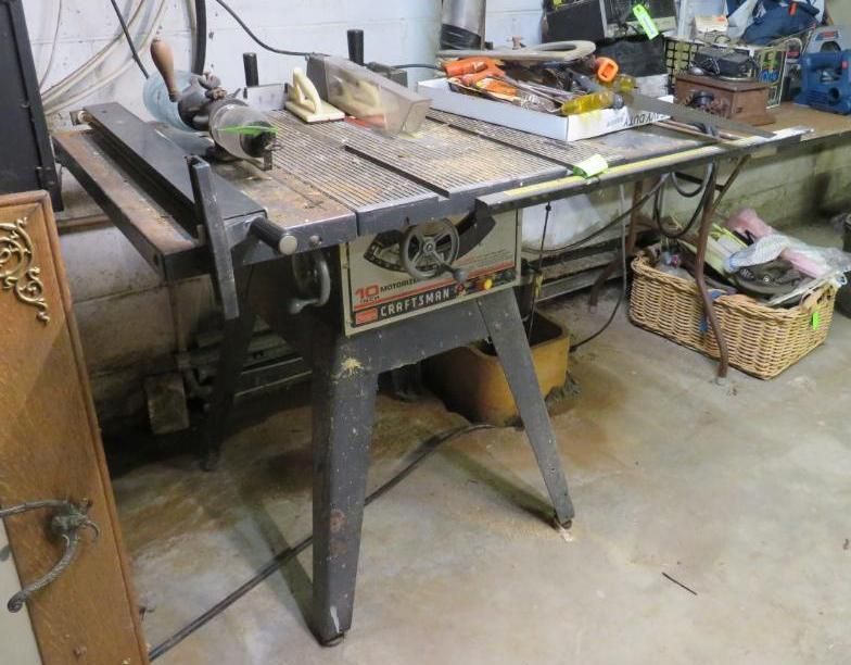 Craftsman table saw.