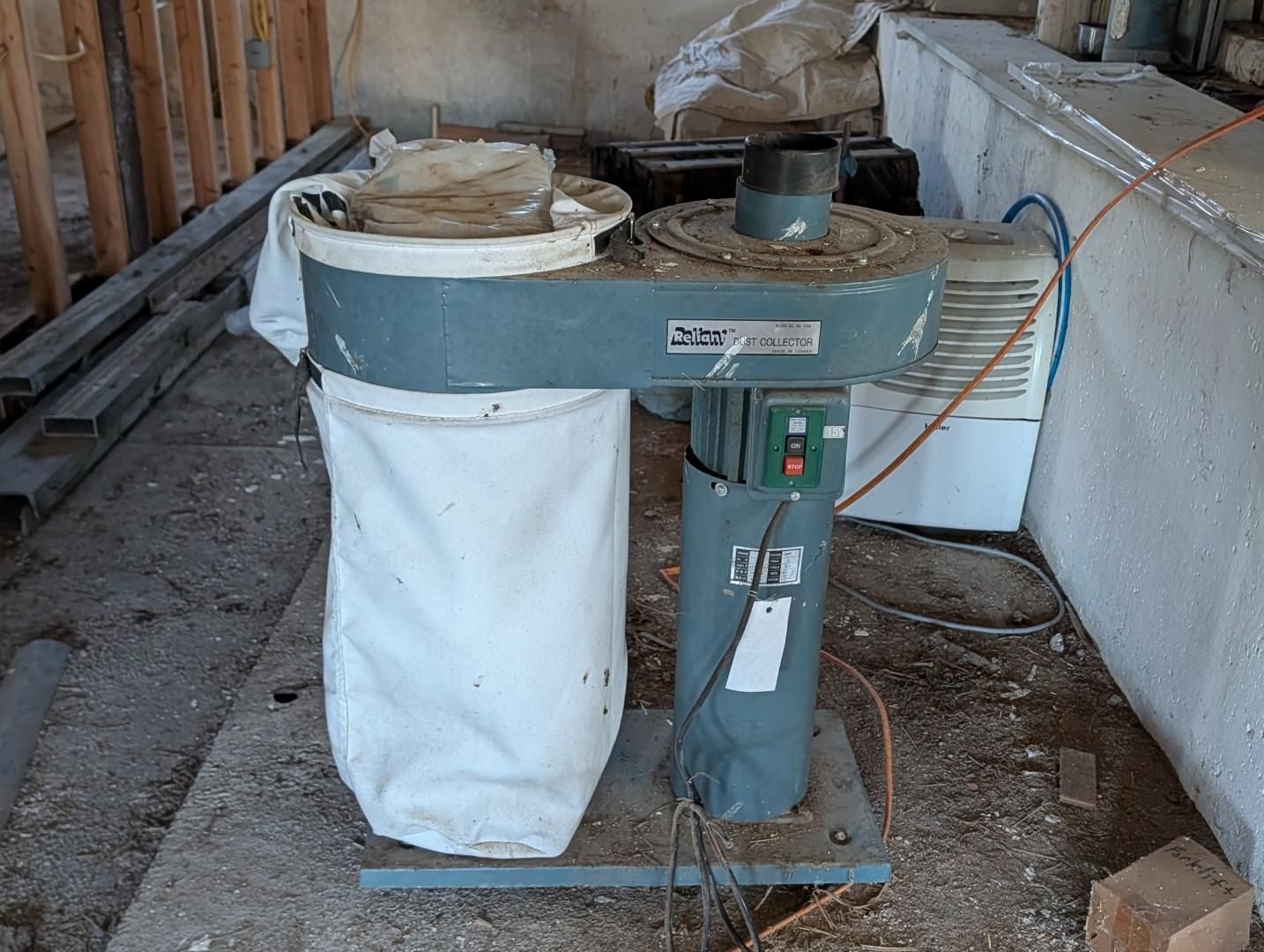 Green industrial vacuum