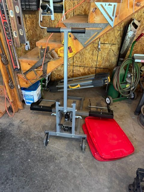 Grey stand in a garage
