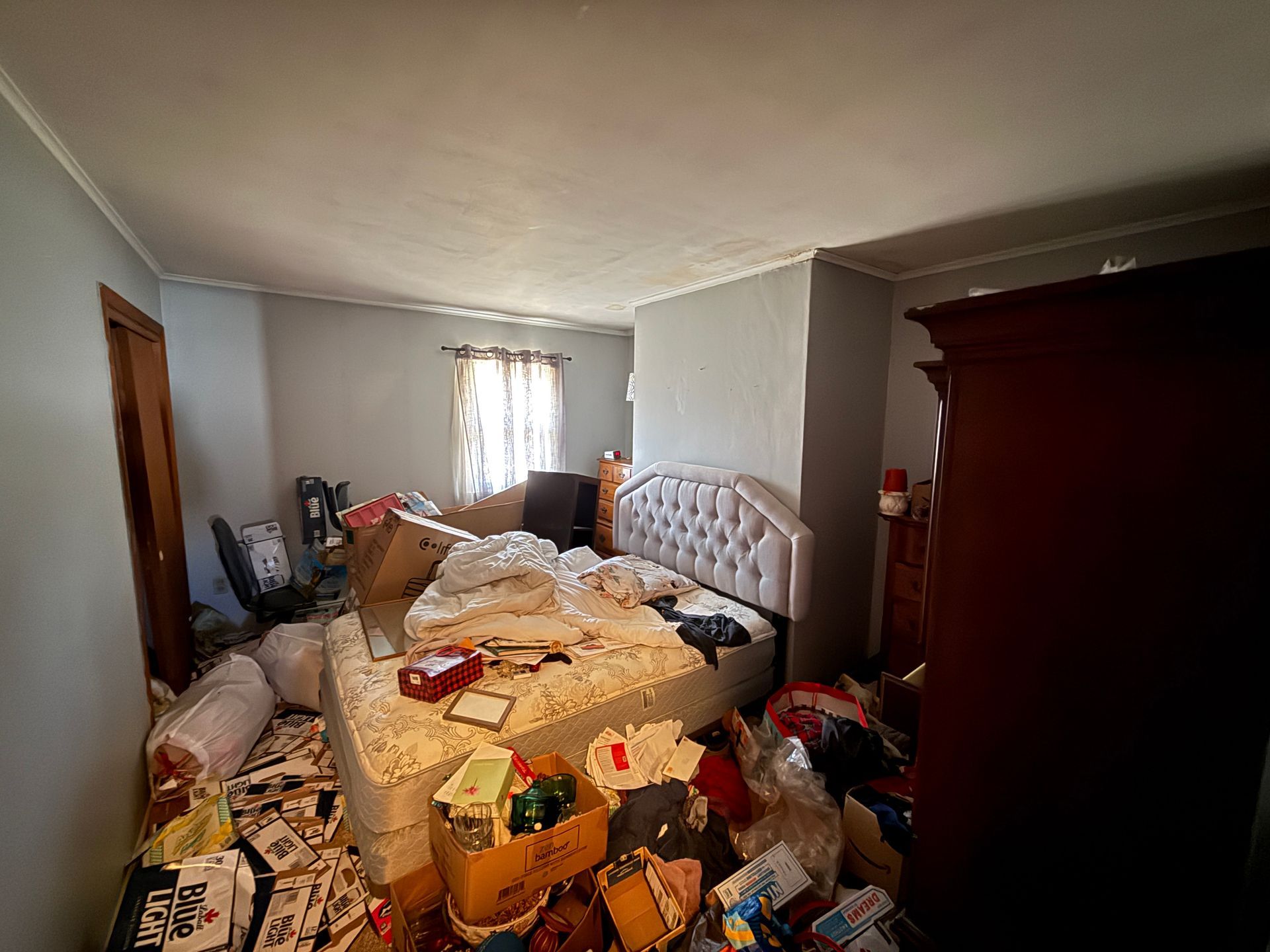 Bedroom with bed.